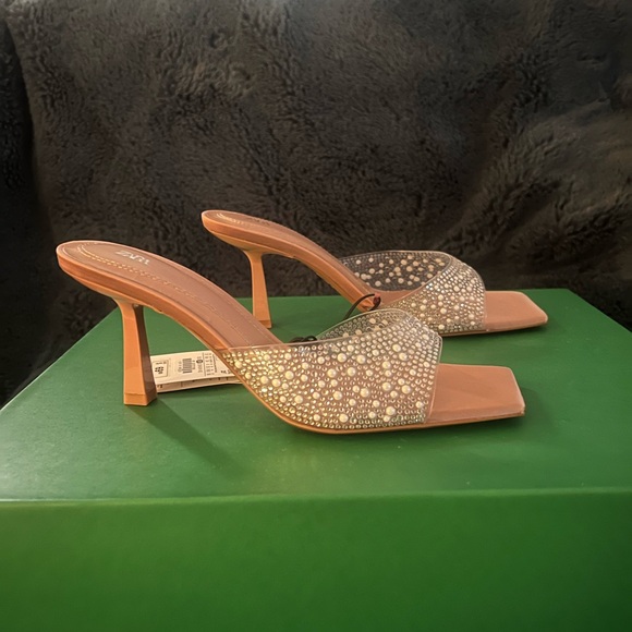 Zara BEADED RHINESTONE SANDALS, SZ 37 - Picture 4 of 6